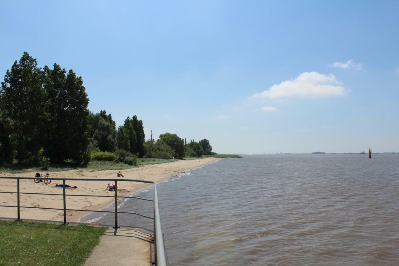 Ferienwohnungen-Deichgraf Loxstedt Exterior foto